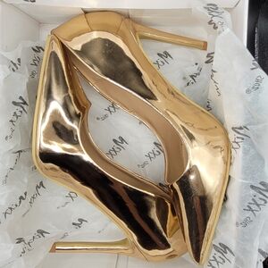 Mixx Shuz Gold Stiletto Heels Size 7
